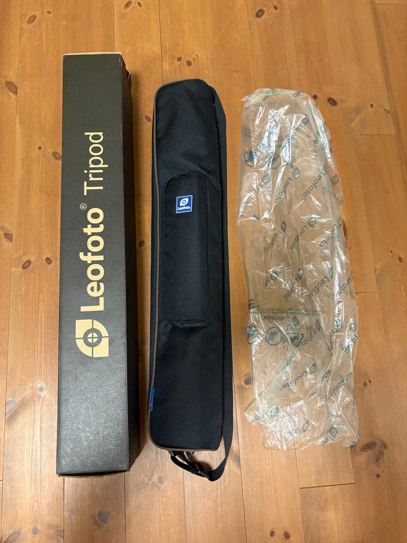 LS-323CEX レベリングベース搭載カーボン三脚Leofotot