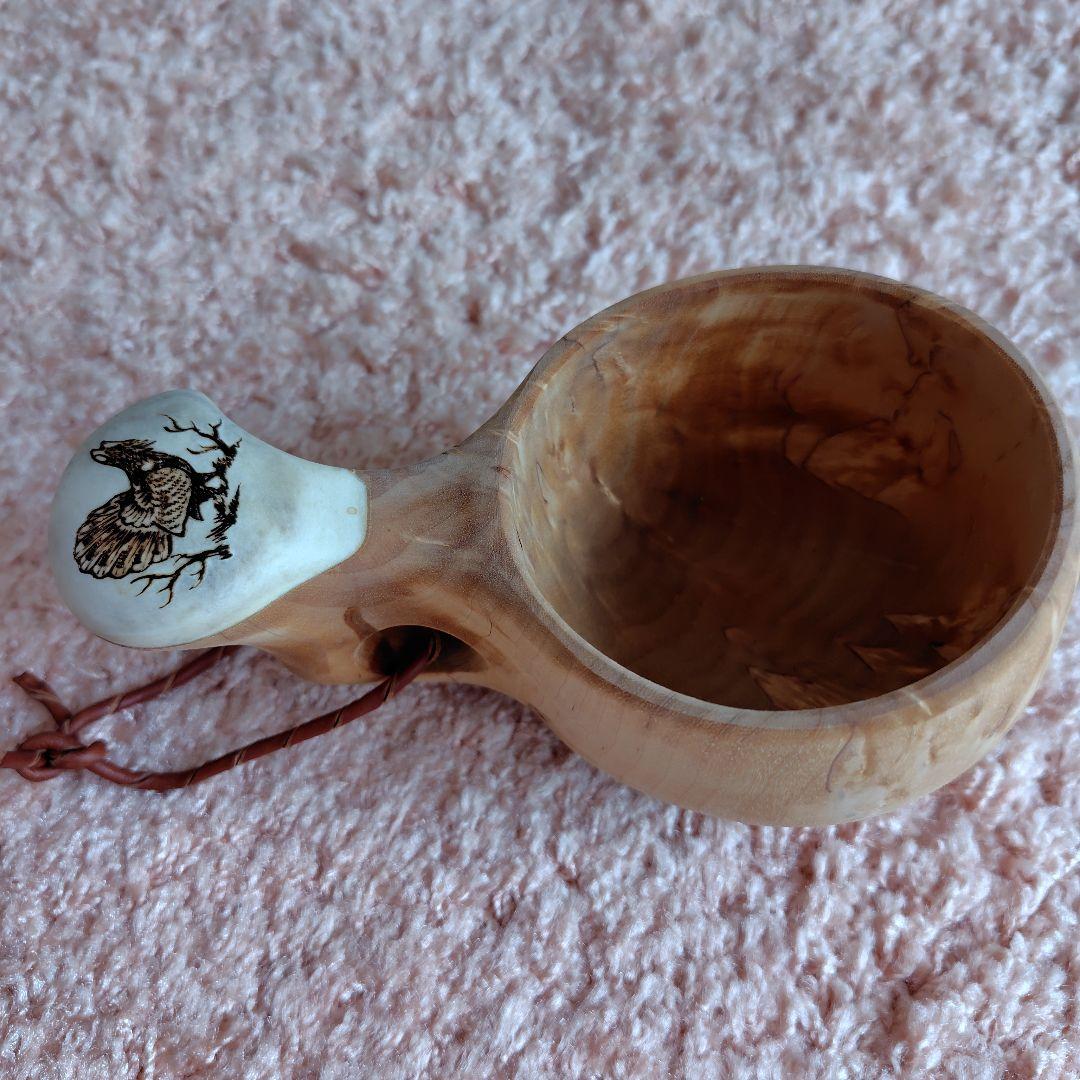 トナカイの骨に雷鳥の絵付きククサ　マグ