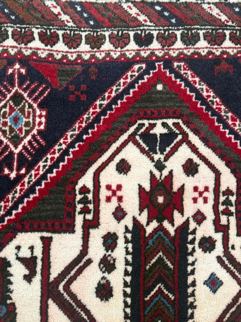 ウールラグ 高級 厚手 約 150cm × 220cm