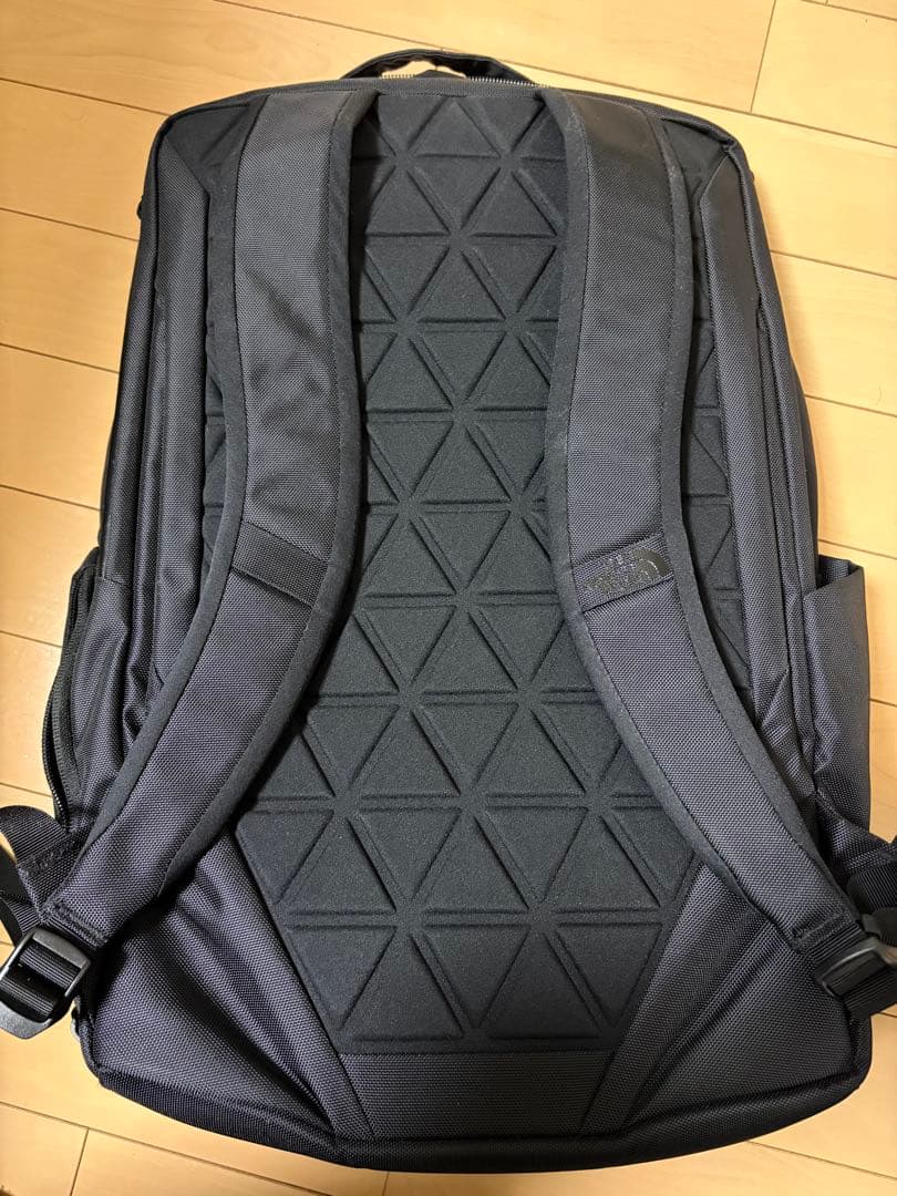 THE NORTH FACE シャトルデイパック　24L(ブラック)