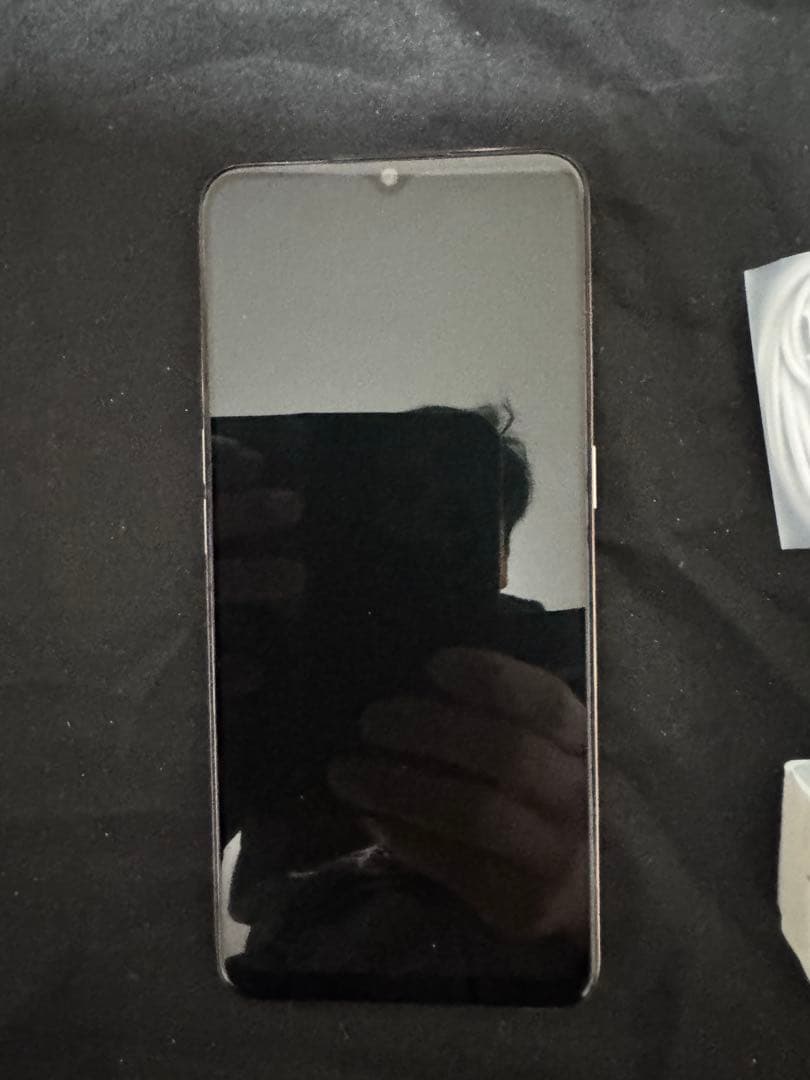 OPPO A73 オレンジ色 本体