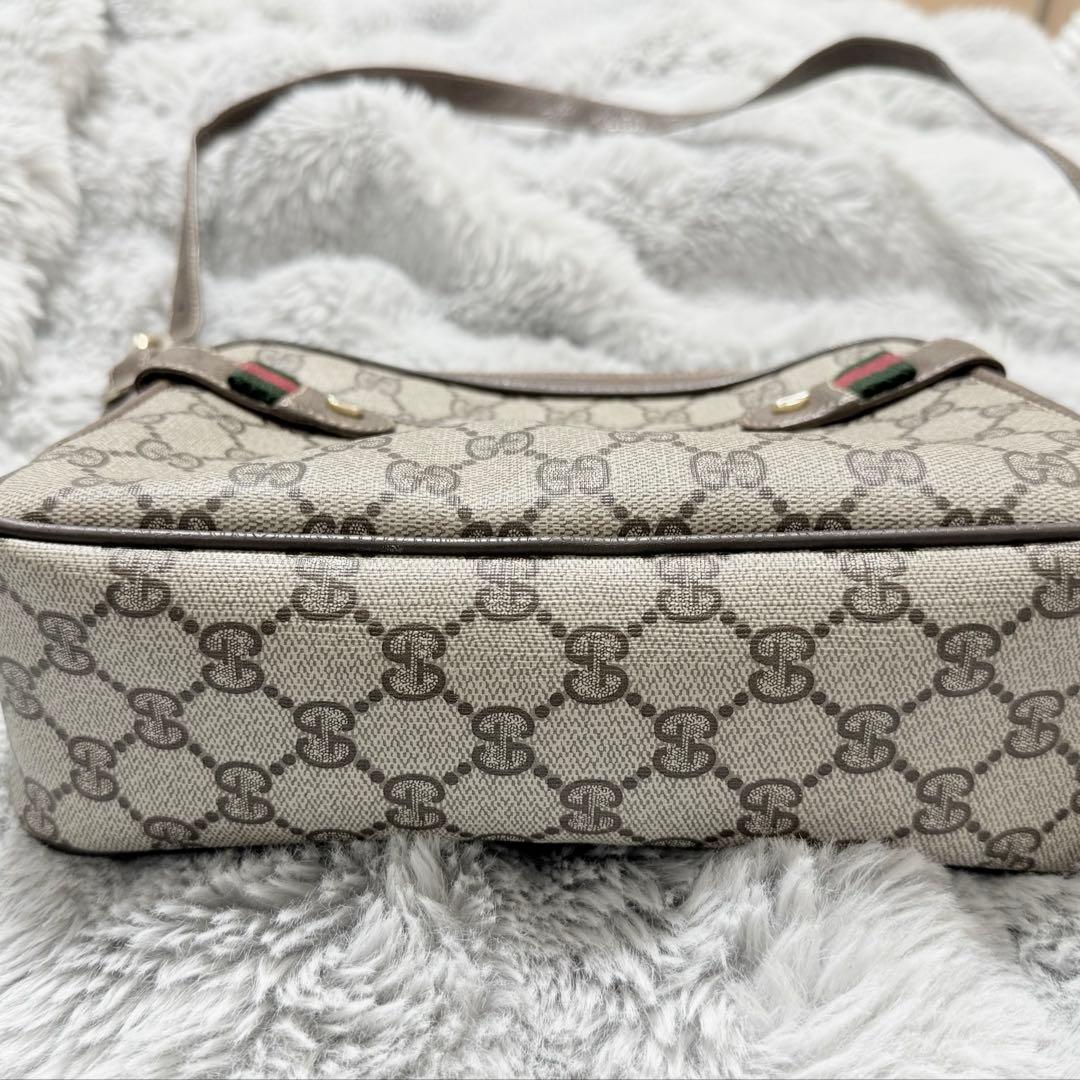 GUCCI GGスプリーム レザー　ロゴ　オールドグッチ　ショルダーバッグ