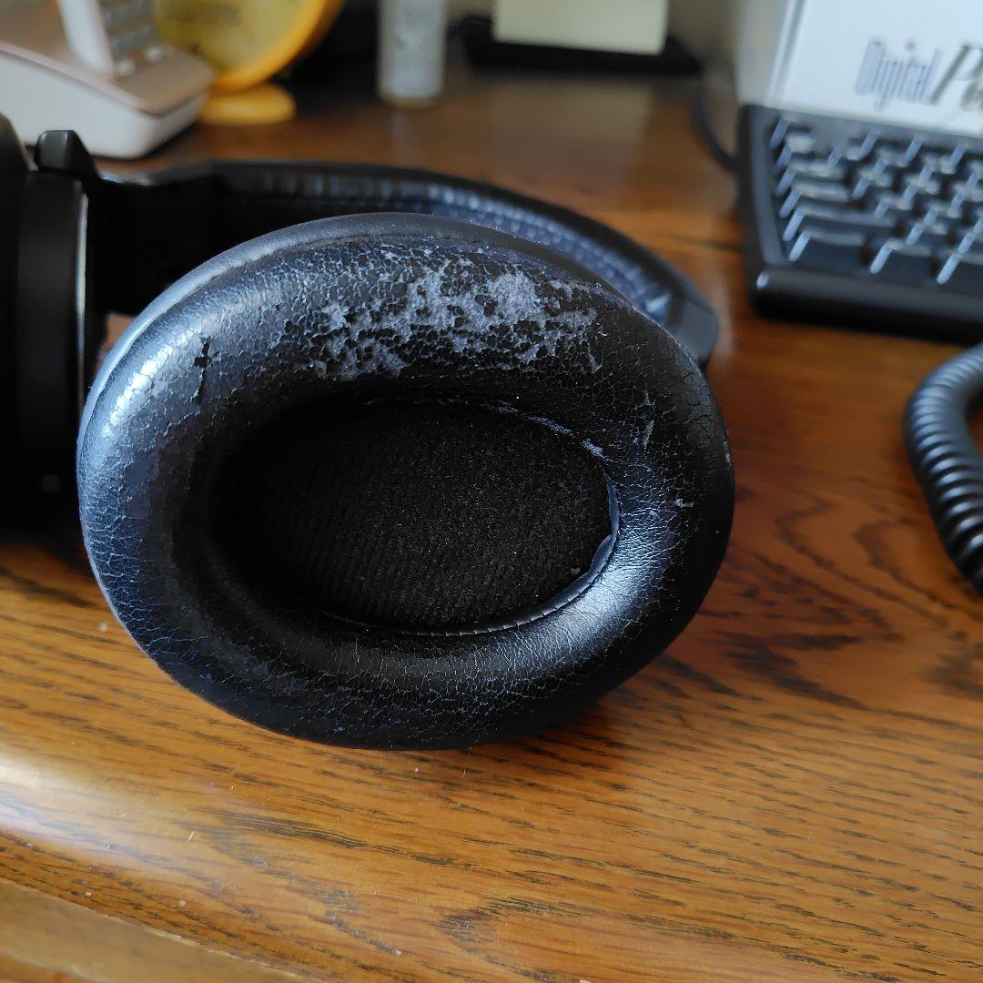 SRH840 shure シュア　モニターヘッドホン