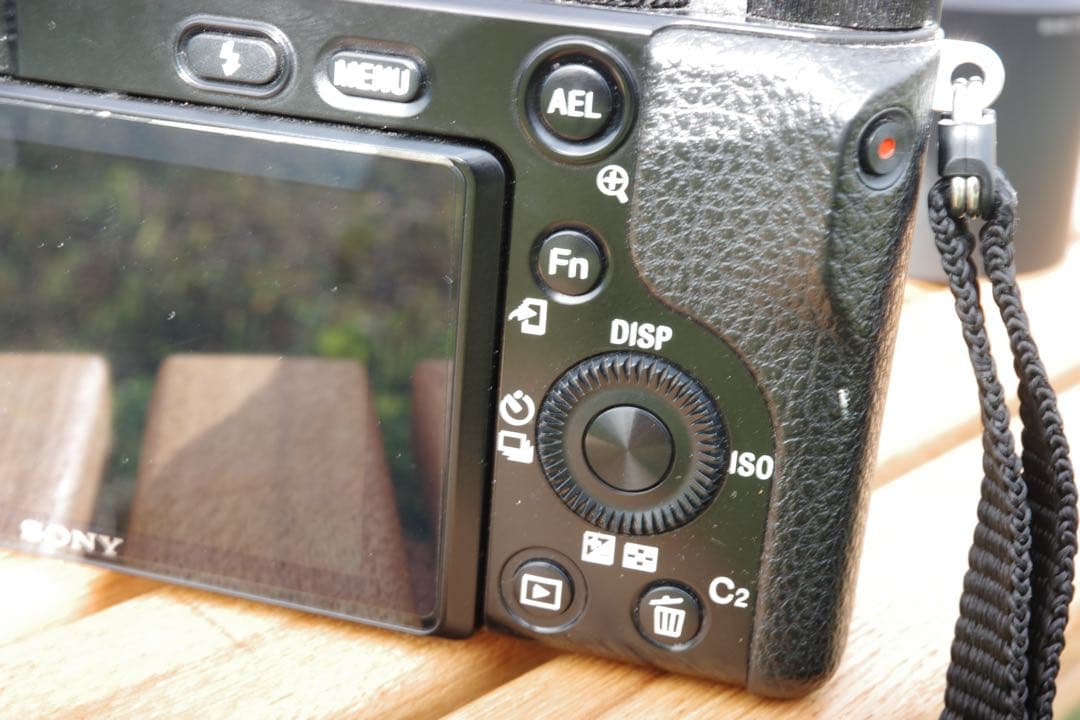 SONY α6100 ダブルズームレンズセット＋単焦点レンズ レンズ3本