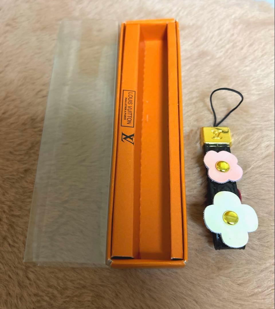 ⚠️さらに本日期間限定値下げ⚠️激レア⚠️ルイヴィトン　ストラップ