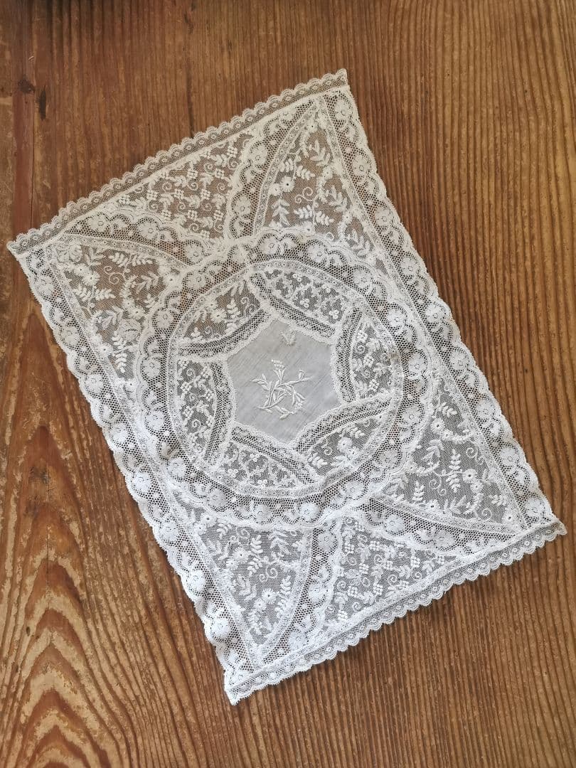 アンティークフランス ノルマンディーレース アップリケ タンバーチュールランナー