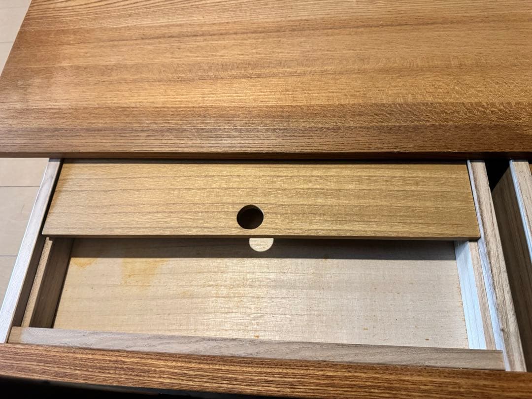 【週末限定値下】マルニ木工　天然木　学習机　デスク　①机本体　宮城発