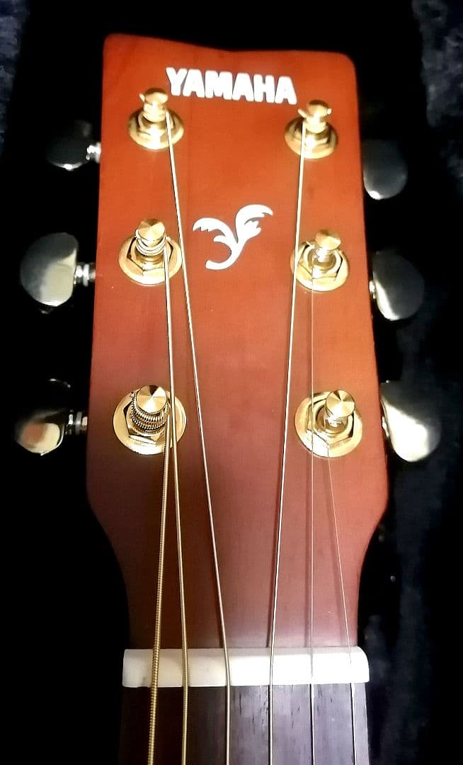 ★新品に近い★YAMAHA F315D★ピックガードの保護シール付いています！