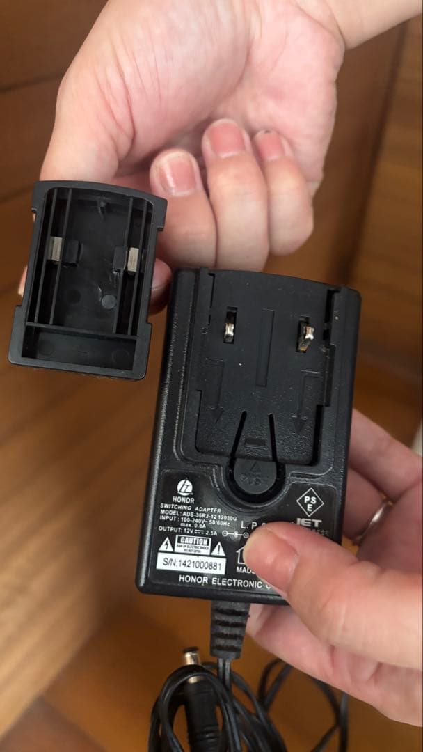 CHL ポータブルブルーレイディスクプレーヤー APBD-F1050HK