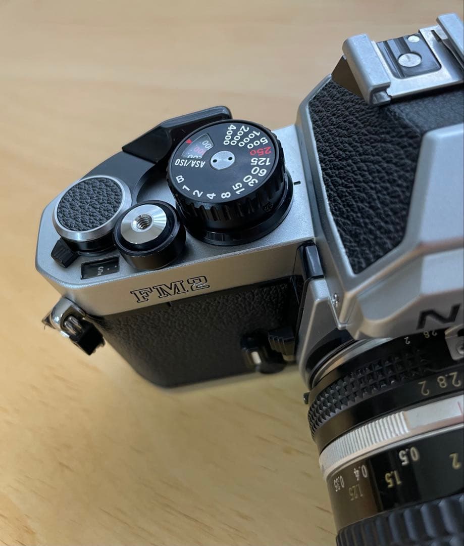 Nikon NewFM2 一眼レフ　Nikkor f/2レンズ付