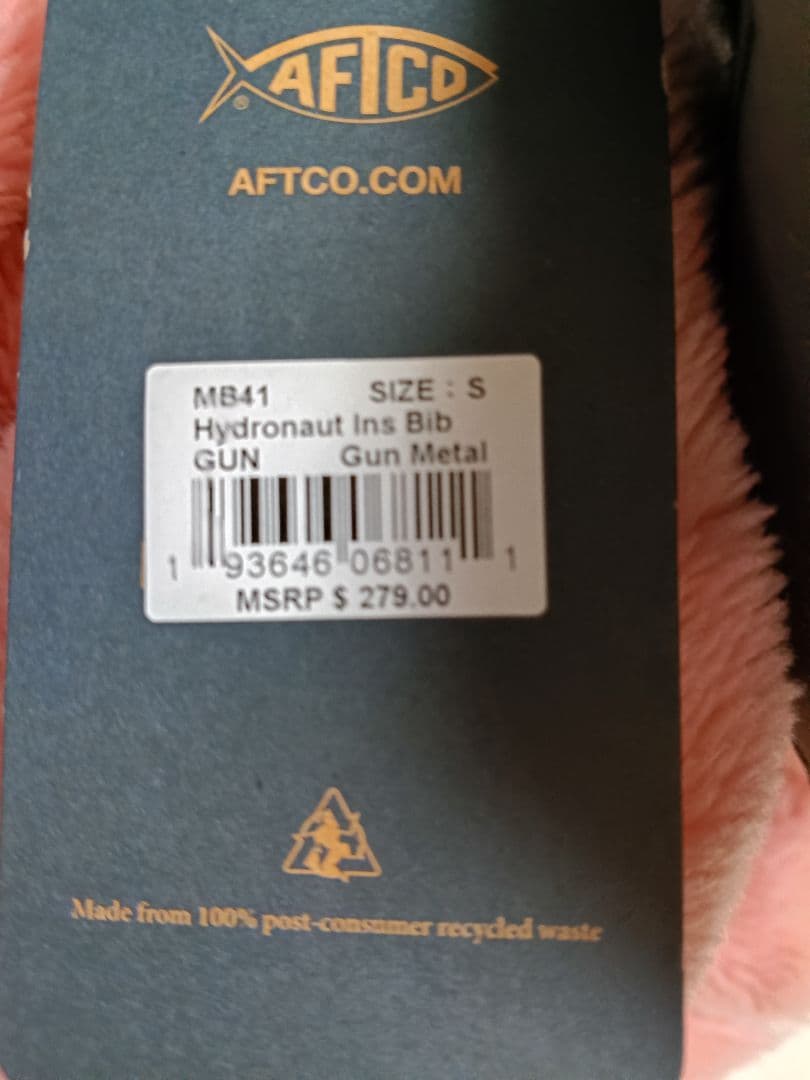 未使用！AFTCO MB41　ビブパンツ！超防寒、低価約40000円