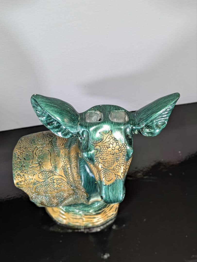 鹿 置物 金色の角 花模様 彫刻 アンティーク 置物 インテリア