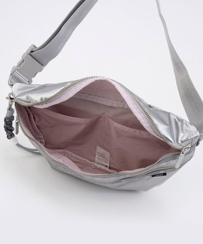 Ameri　LeSportsac　ボディバッグ