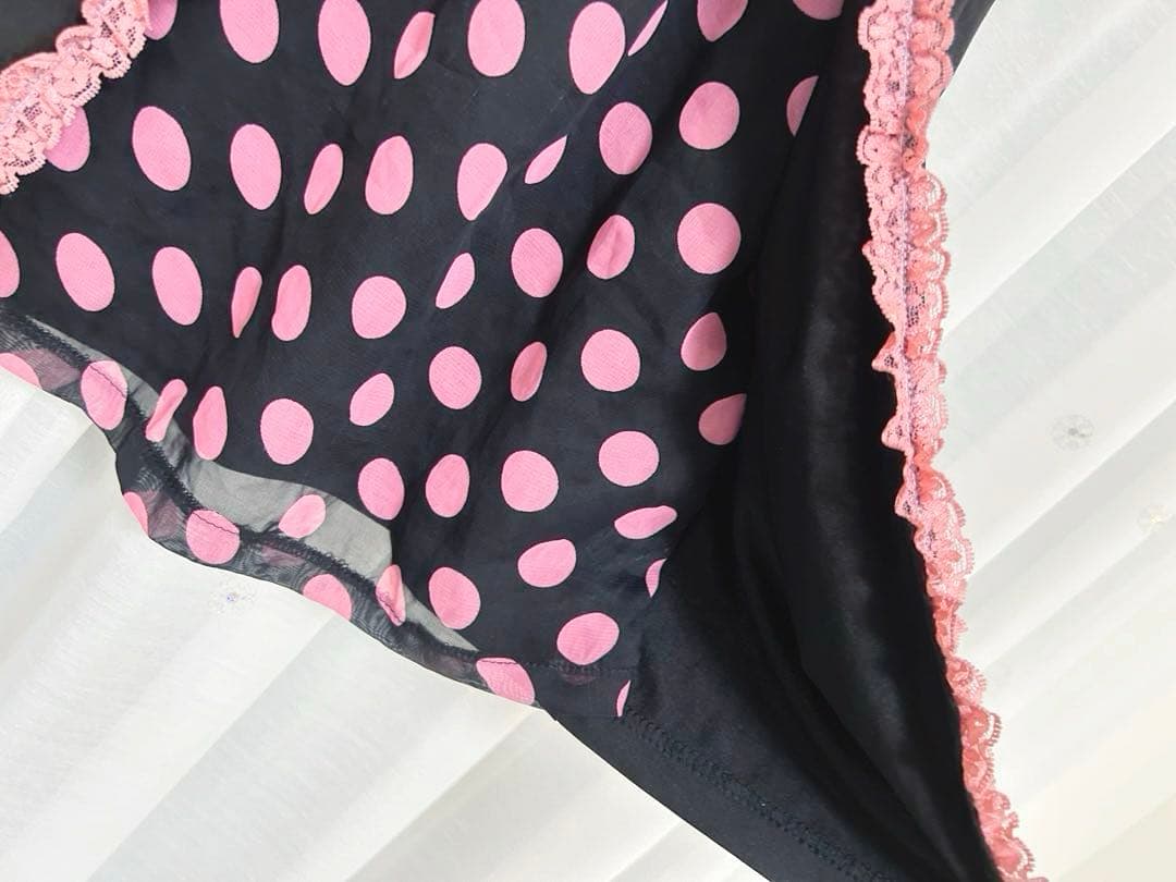 GOLDS♡初期デザイン♡ドット柄キャミトップス♡2点セット♡ブラック×ピンク