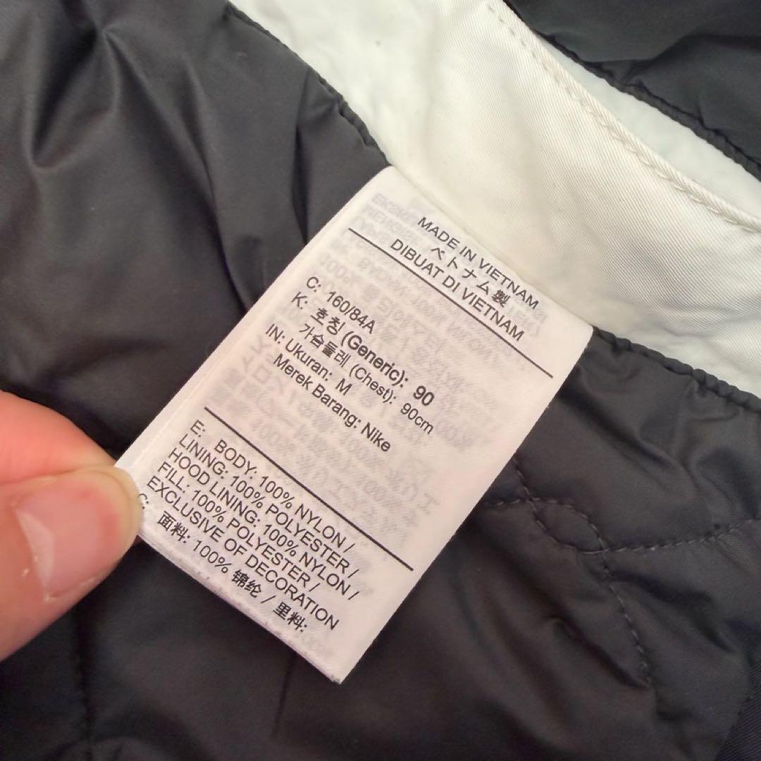 タ*ィ様 アンブッシュ NIKE ナイロンジャケット DB8576-010 Mサ