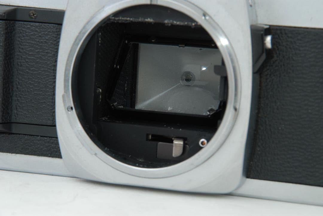 【良品】Canon AV-1 フィルム一眼レフカメラ　#217