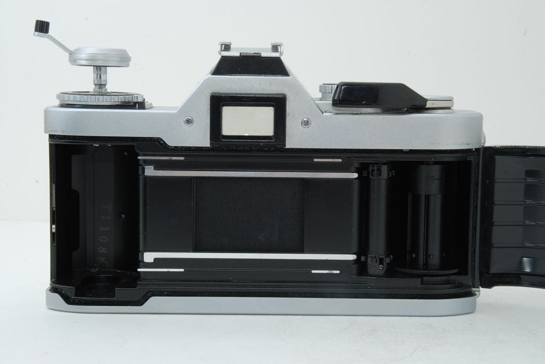 【良品】Canon AV-1 フィルム一眼レフカメラ　#217