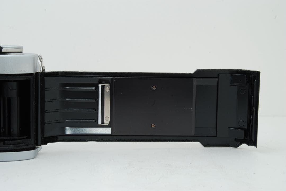 【良品】Canon AV-1 フィルム一眼レフカメラ　#217