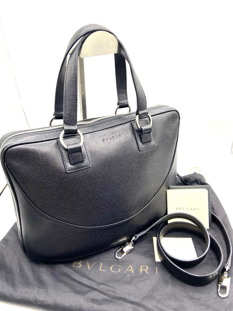 【美品】BVLGARIブルガリレザー 2WAY ショルダーバッグブラックA4可