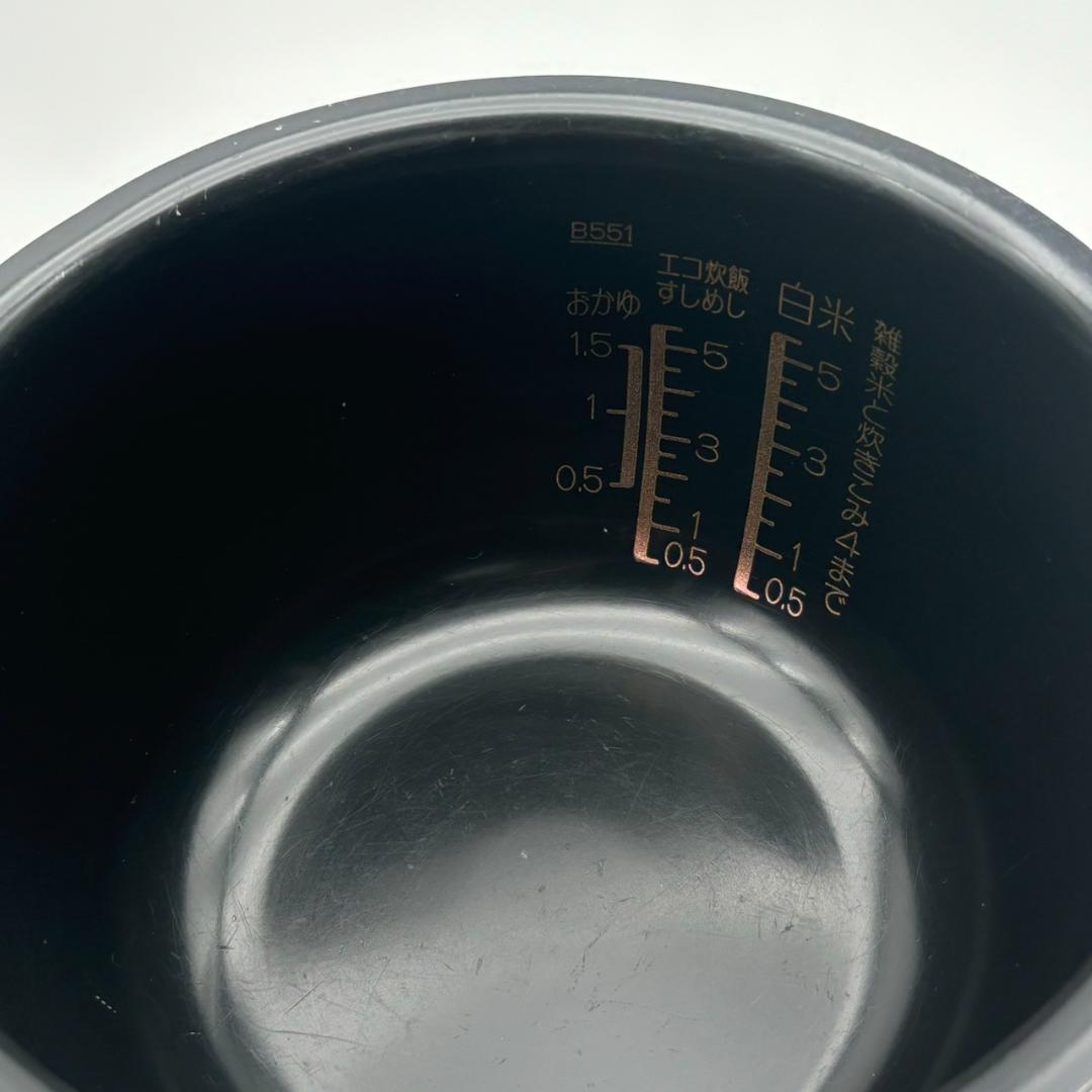 ZOJIRUSHI　 象印　NW-SA10-BA 5.5合 2022年製　炊飯器