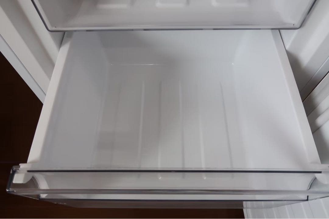 【Ｍ】ハイアール 218L 冷凍冷蔵庫 JR-NF218B-W