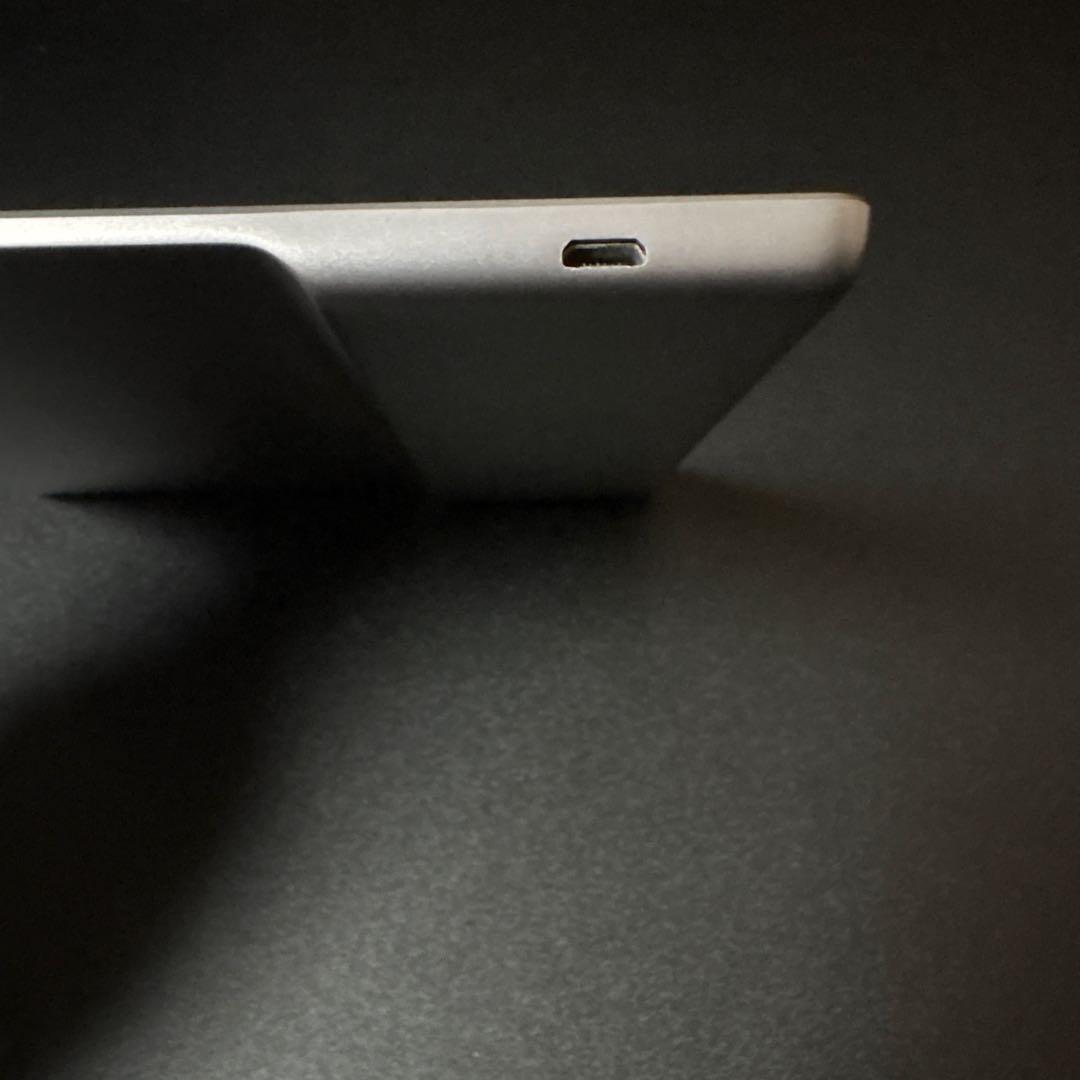 Amazon kindle oasis 本体 wi-fi 8GB 広告あり