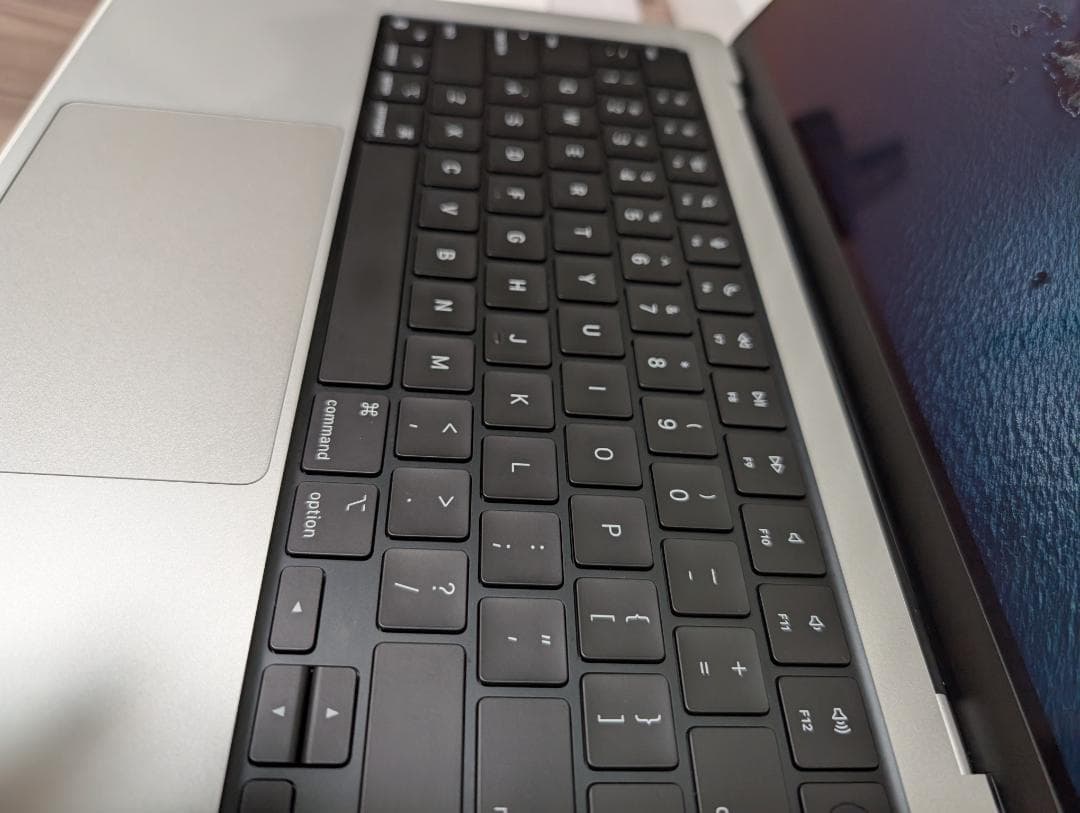 MacBook Pro 14イチ M1 Pro / 32GB / 2TB US