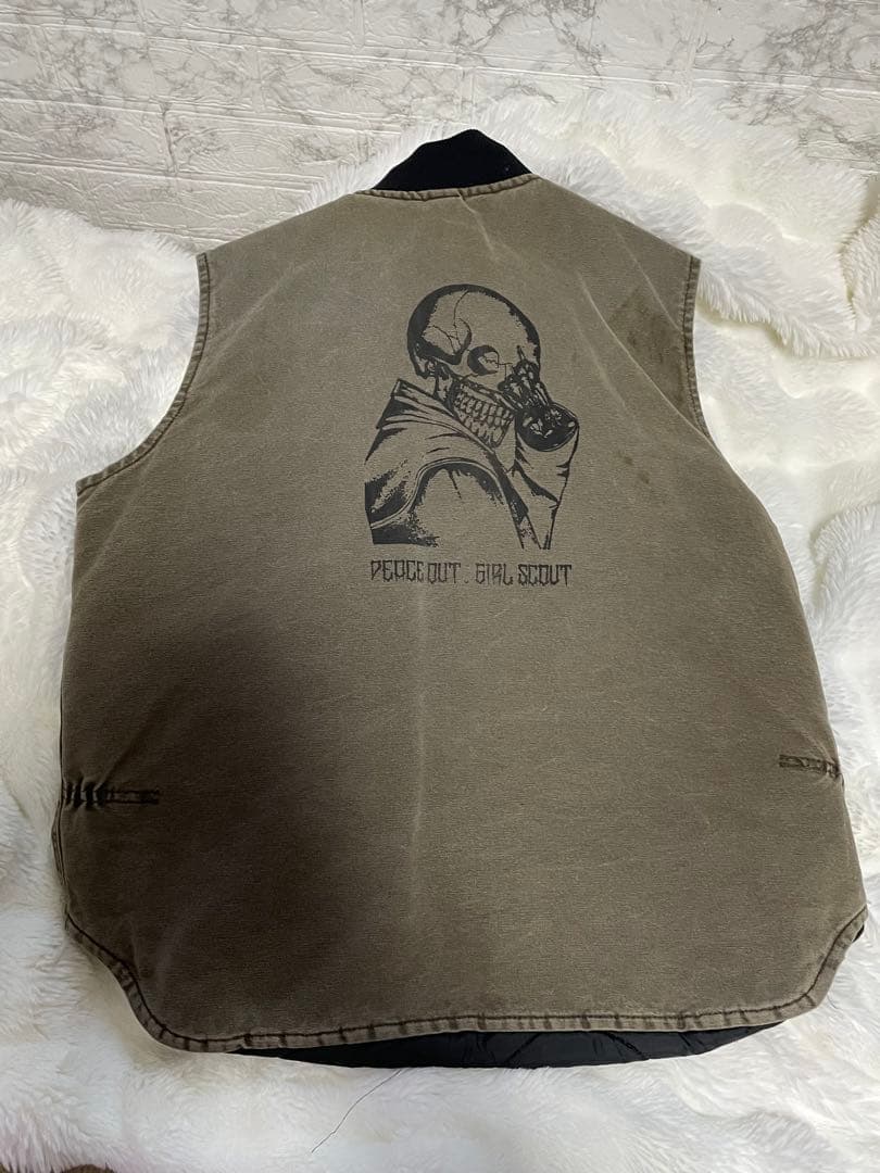 た*き様 Carhartt カーキ ベスト スカルプリント