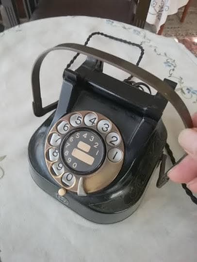 アンティーク ベルギー製 RTT 56　ダイヤル式黒電話