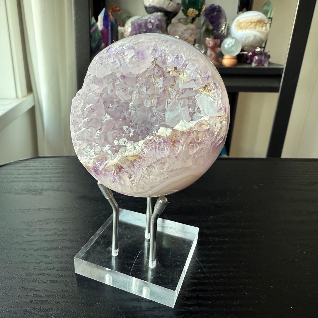 天然石アメジストの笑い口　置物　スフィアNO.120411