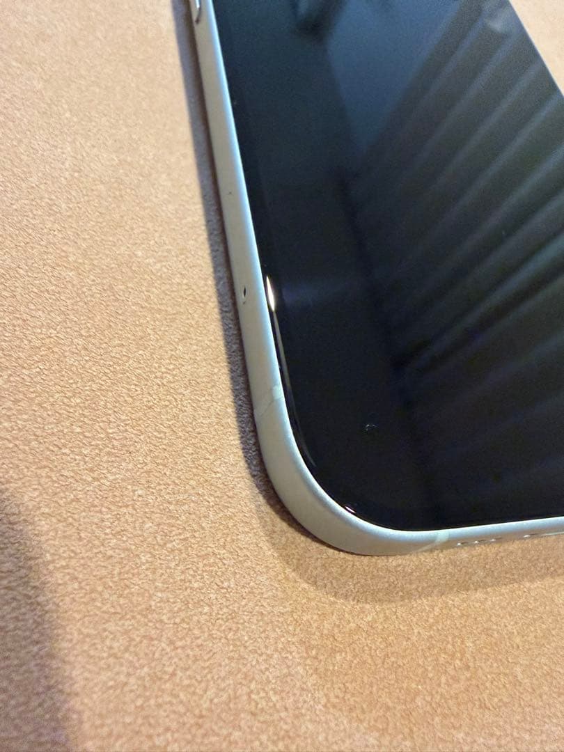 Apple iPhone 15本体　128GB