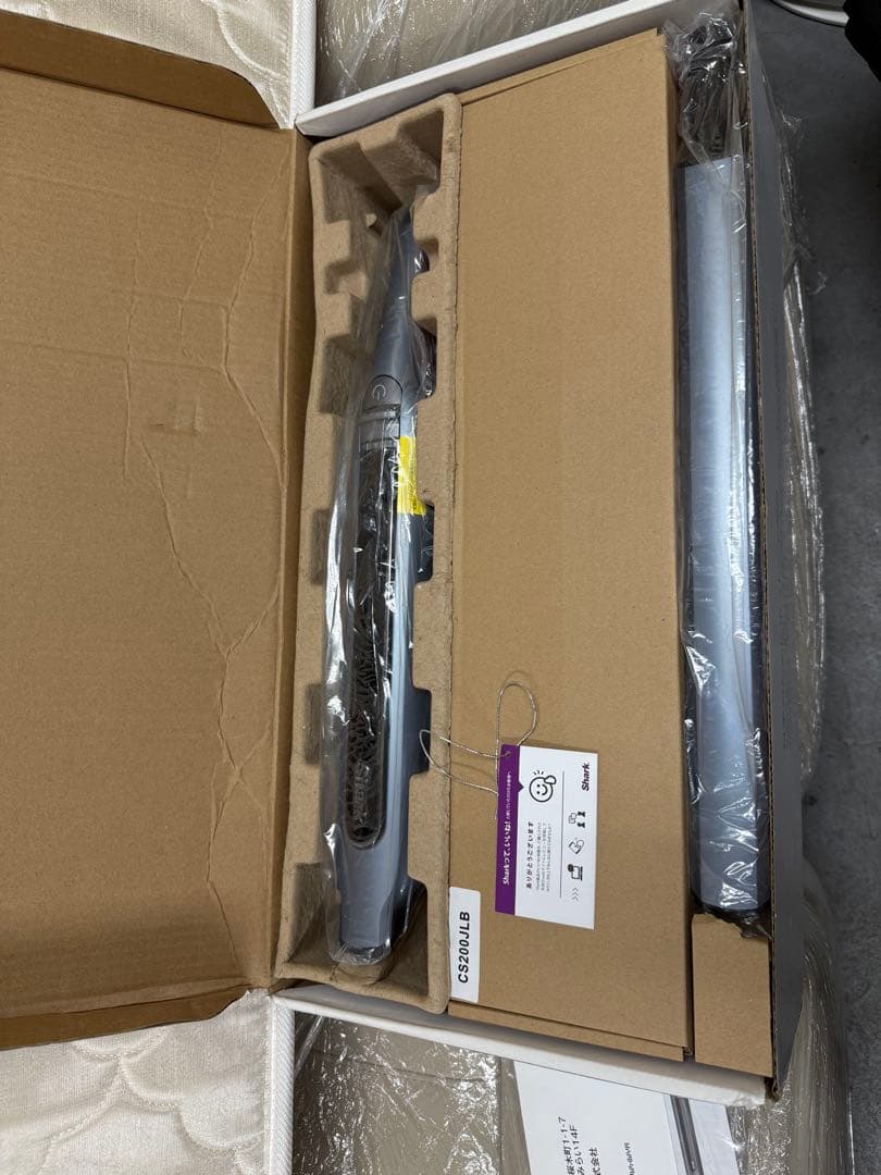 【未使用】Shark シャーク スティッククリーナーCS200J