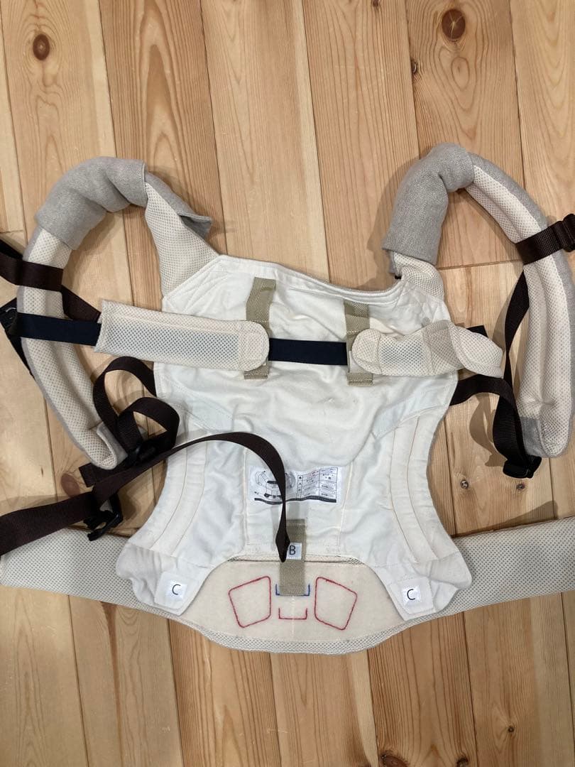 美品　sun& beach (OM-1) 抱っこ紐 ベッドサポート　パッド