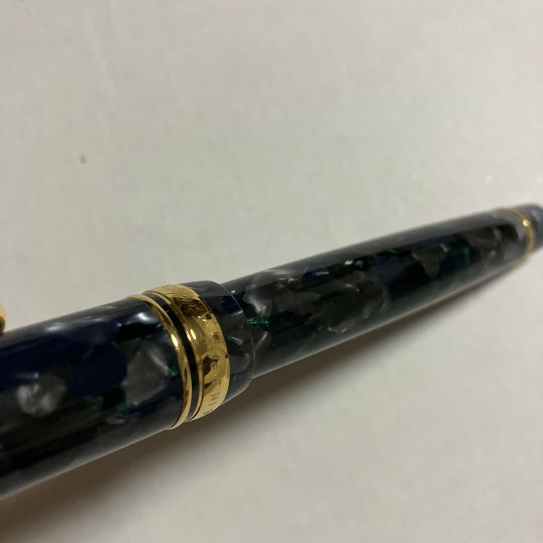 飴*ん様 パイロット 万年筆 黒、マーブル　k18 750