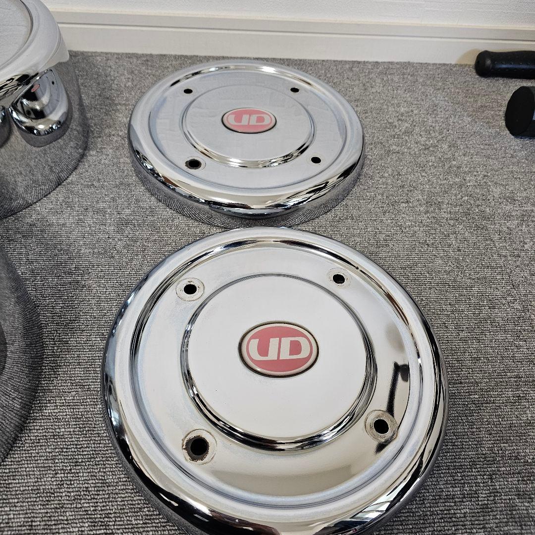 UD 純正 美品 センターキャップ クオン トレーラーヘッドで使用