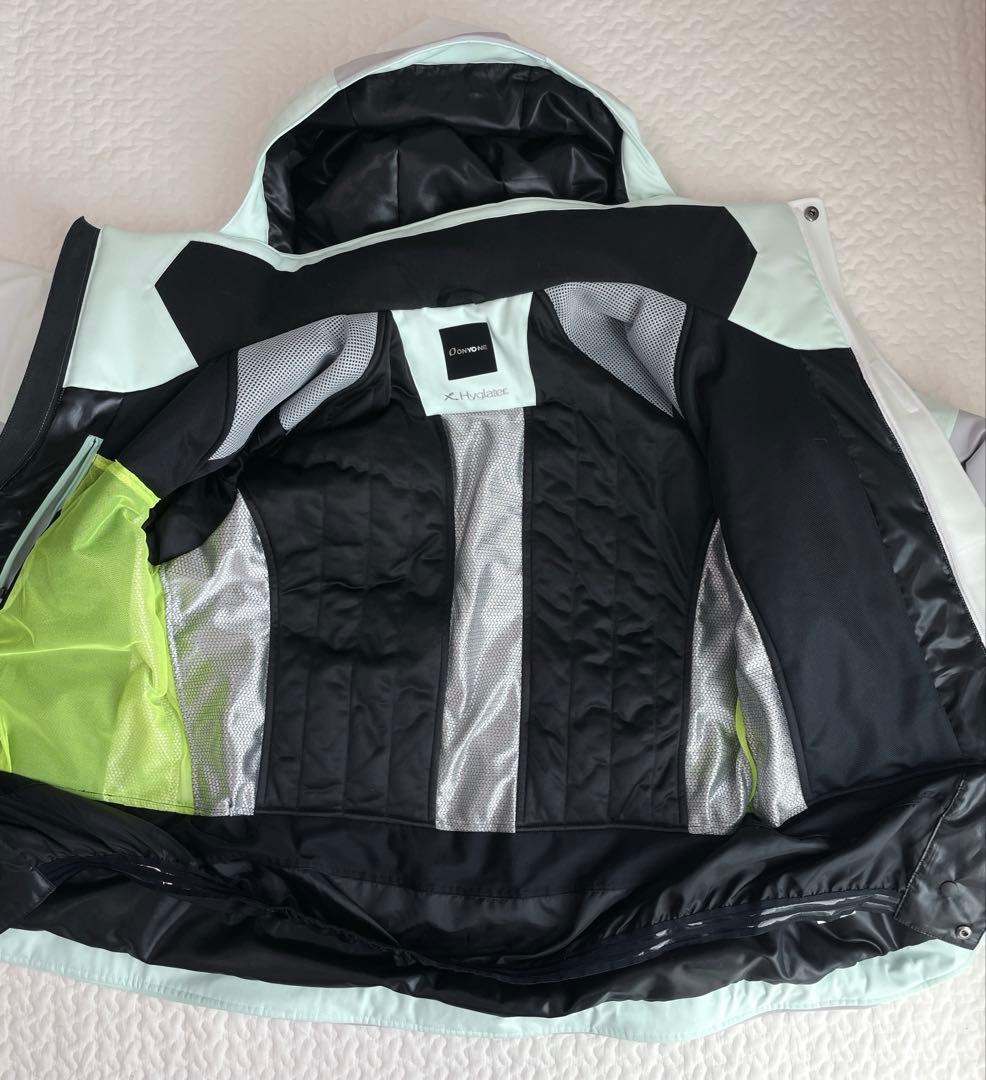 オンヨネ　ONYONE スキーウェア　上下セット　2025-2026 M