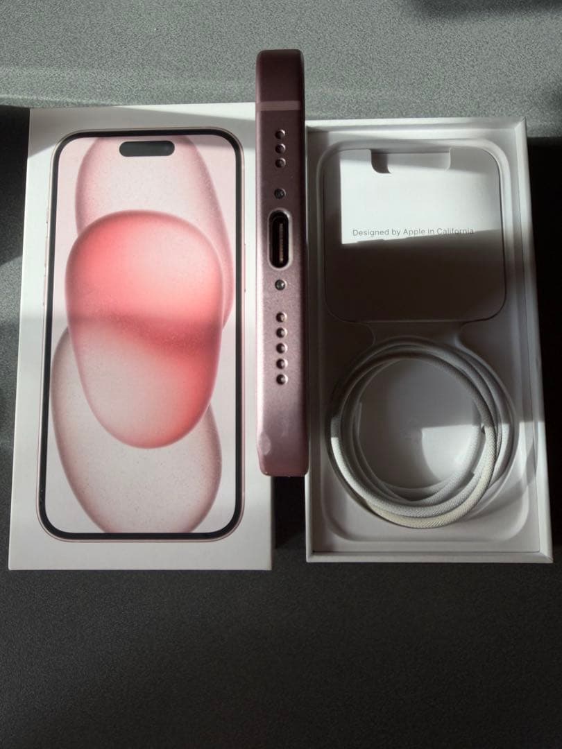 【値下げ】Apple iPhone 15 256GB ピンク SIMフリー