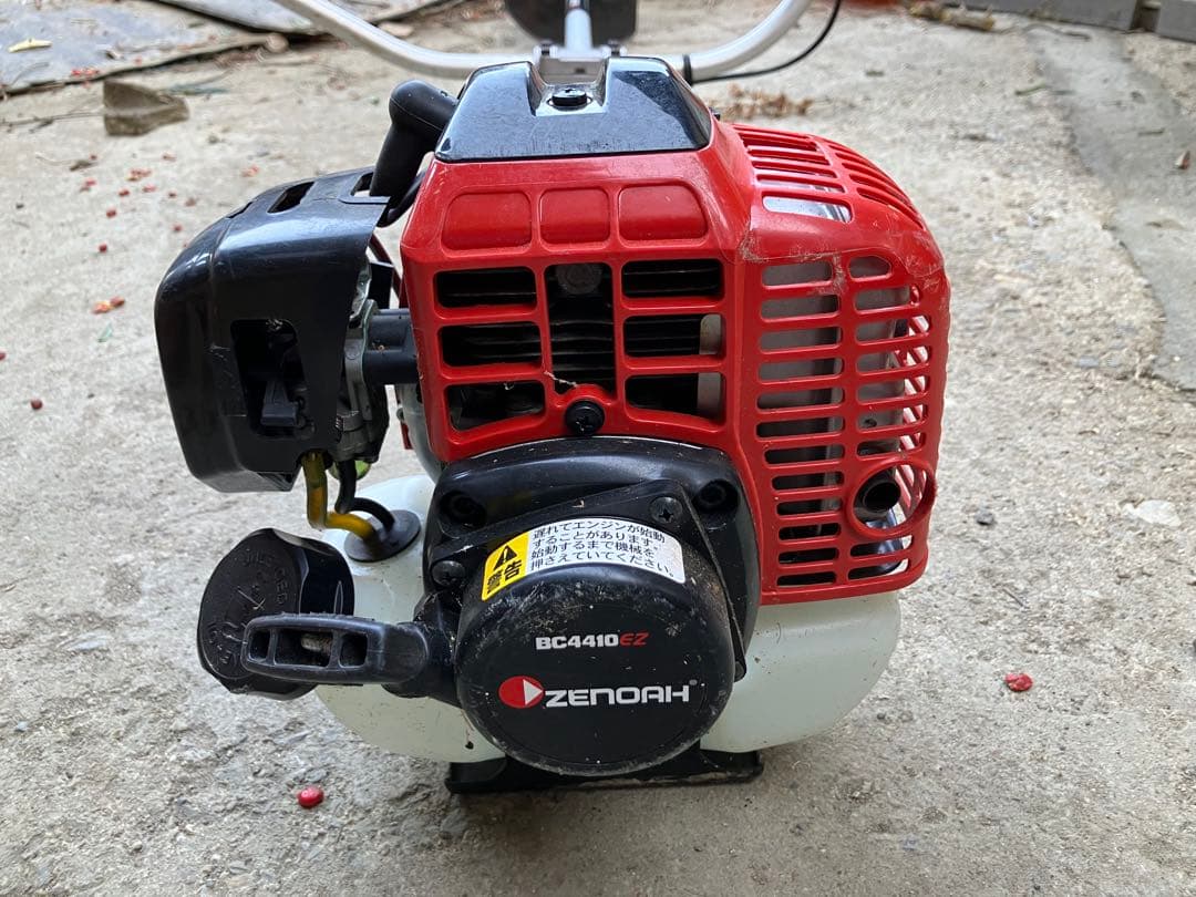 ZENOA 草刈り機 使用回数2,3回 超美品ゼノア bc4410ez 刈払い機
