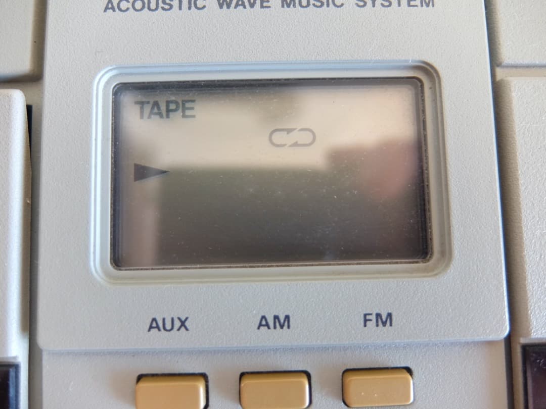 BOSE ボーズCDラジカセ AW-1D カセット可動、ラジオ受信可、CDやや難