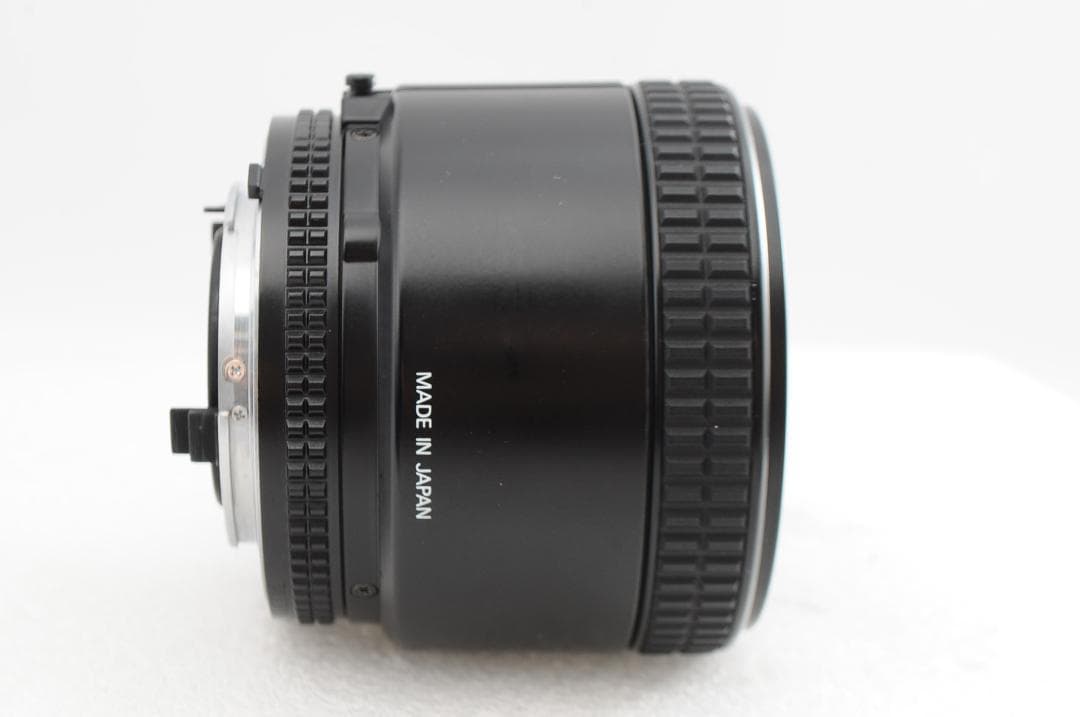 ★新品級　カビ、くもりなし★ Nikon AF NIKKOR 85mm f1.8