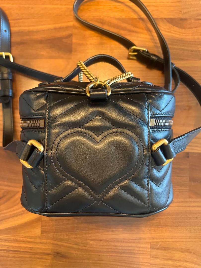 値下げ！GUCCI グッチ 黒GGマーモント ミニリュックサック バックパック