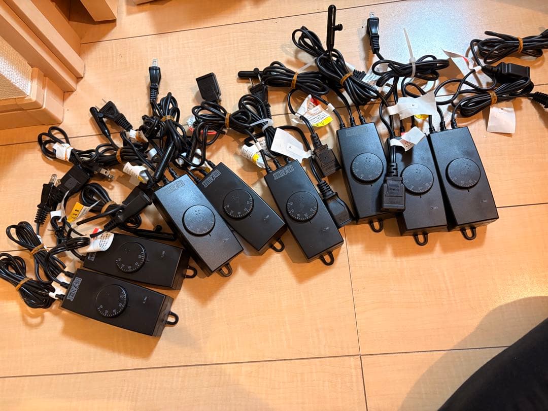 暖突S & サーモスタット 8個セット (暖突のアダプター傷あり)