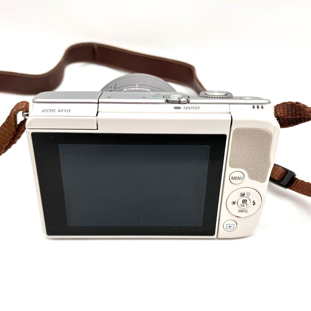 Canon EOS M10 ホワイト 15-45mmレンズキット