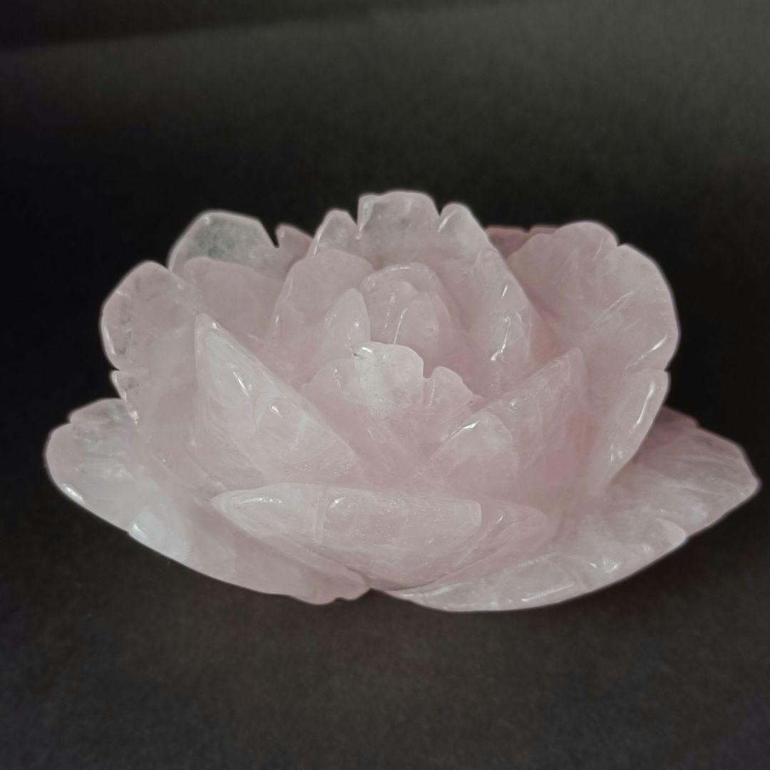 花 A ローズクォーツ　薔薇　芍薬　牡丹　彫刻　天然石　置物