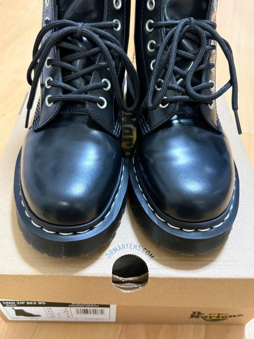 Dr. Martens 8ホール ホワイトステッチ ジッパー付き UK6