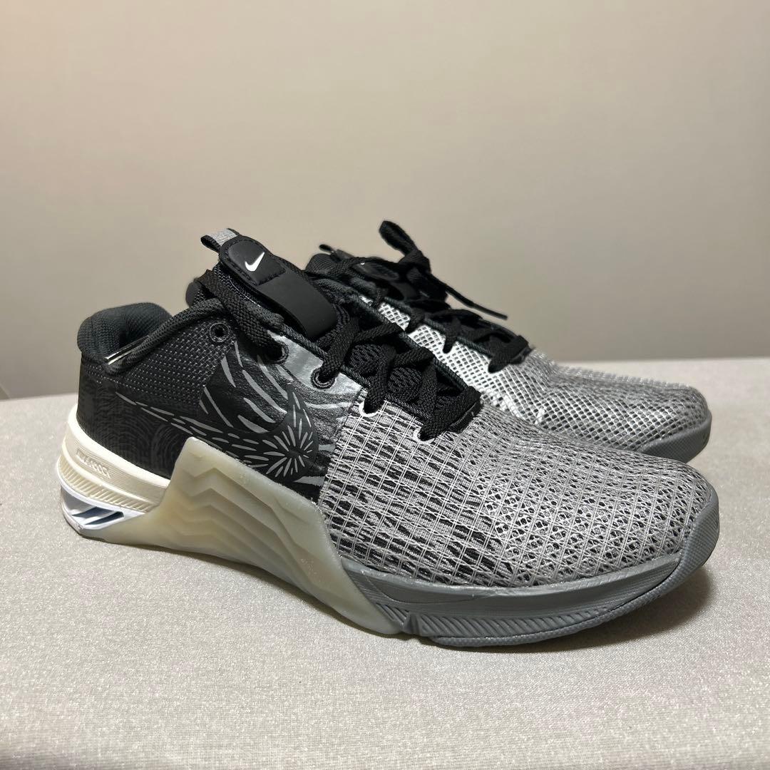 ウエイトトレーニング NIKE Metcon 8