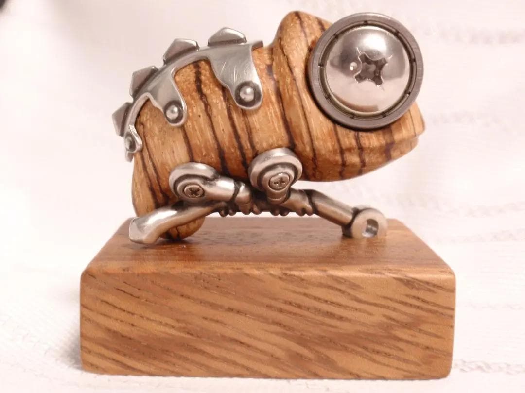 金木工房 カメレオン の 置き物 キーホルダー ゼブラウッド