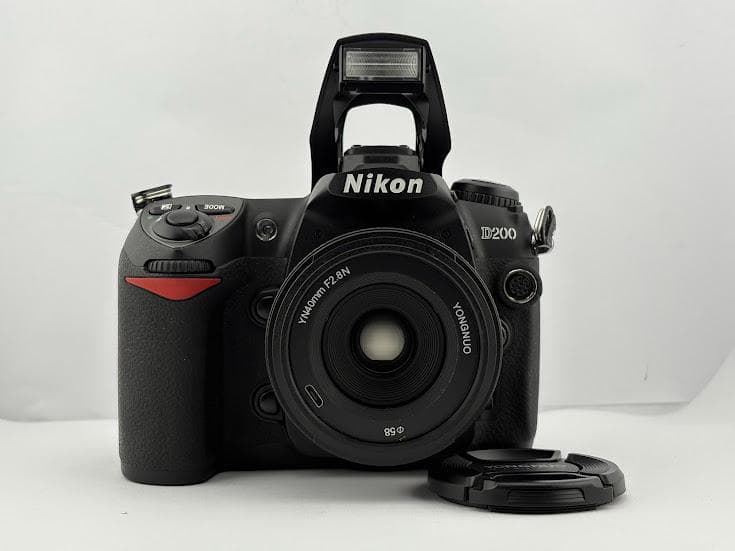 ★極上品★ ニコン D200 ボディ/ レンズキッド★純正バッテリー、充電器付★