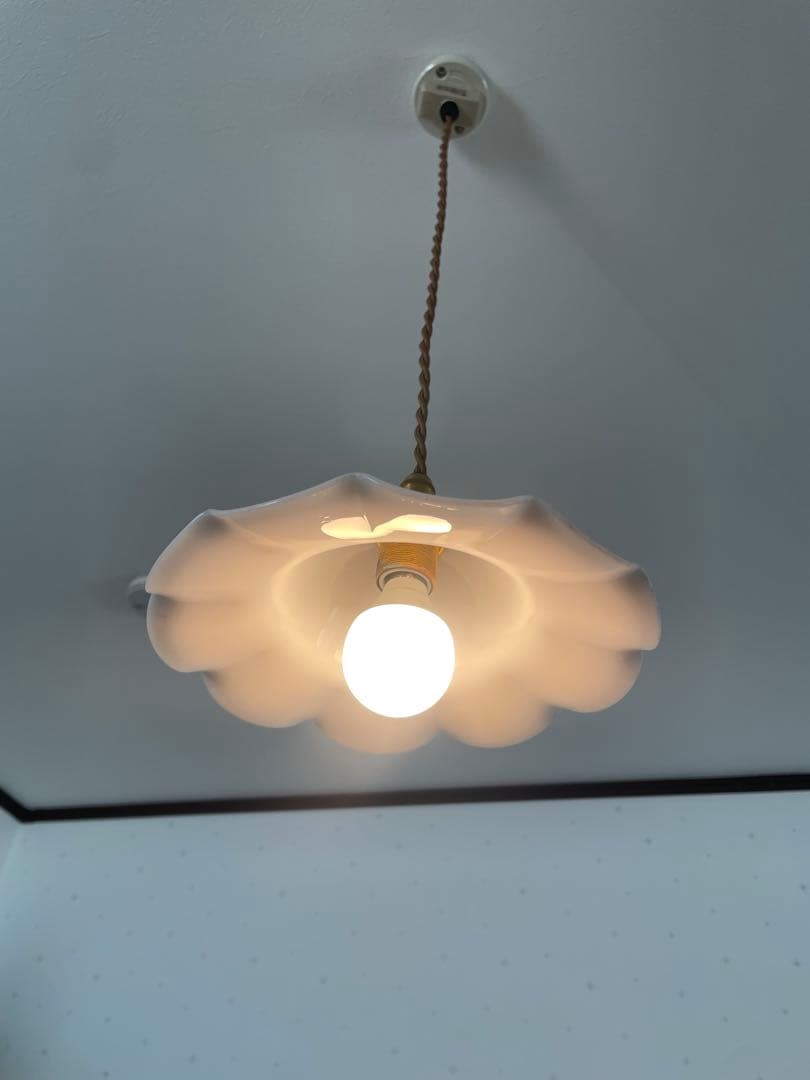 フランスのアンティークミルクシェード照明 1930年代