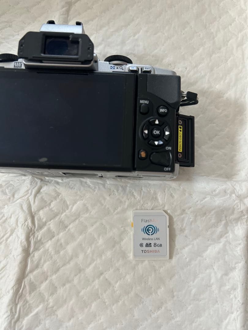 OLYMPUS OM-D EM-5 、LUMIXレンズ セット